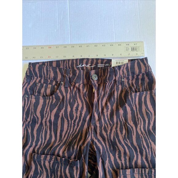 INC Women's Animal-Print Regular Fit Skinny-Leg‎ Jeans, Brown/Black, Size 6 - Picture 4 of 6